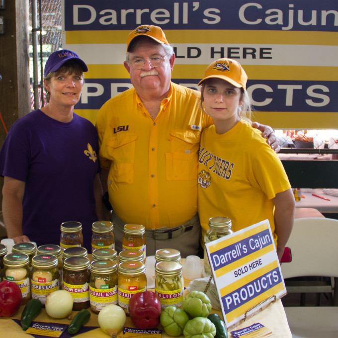 Darrell's Cajun quail eggs: For Cajun recipes and Cajun cooking.