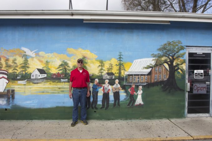 Randy Montegut and his Bon Creole lunch counter.