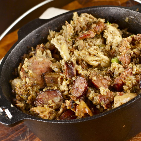 Cajun pork jambalaya is one of the classic Cajun recipes of Cajun cooking.